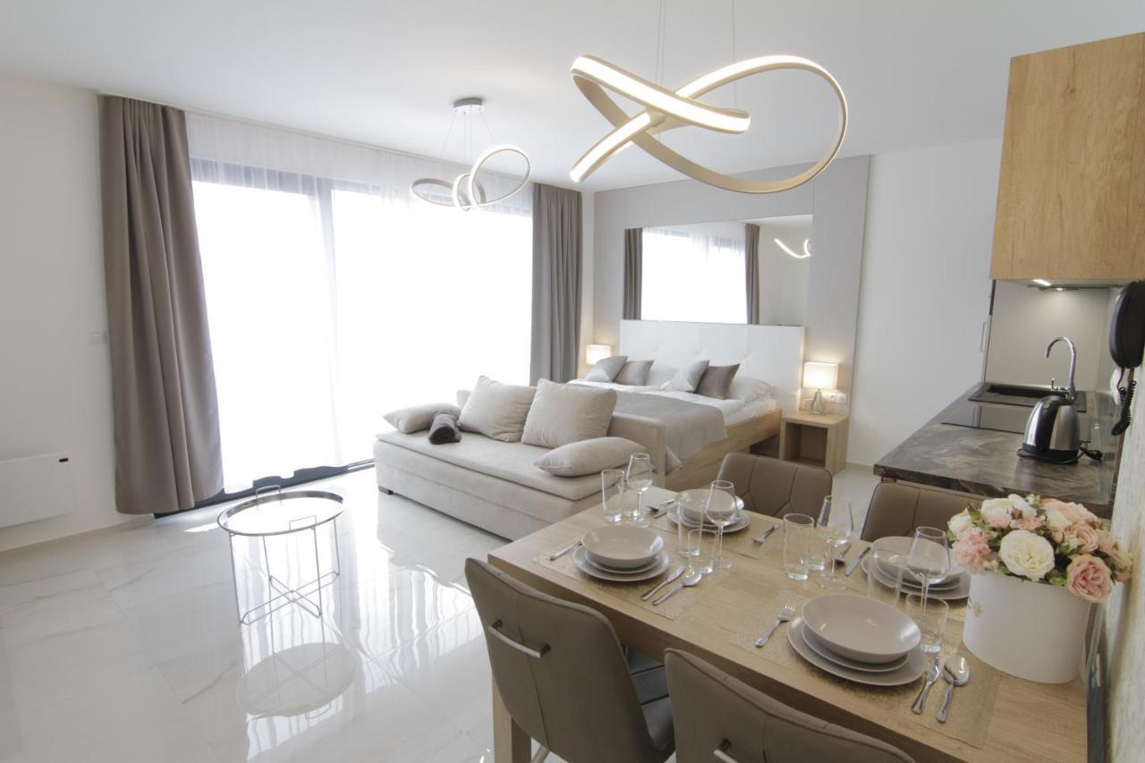 Apartmany Rose Mikulov Exteriör bild